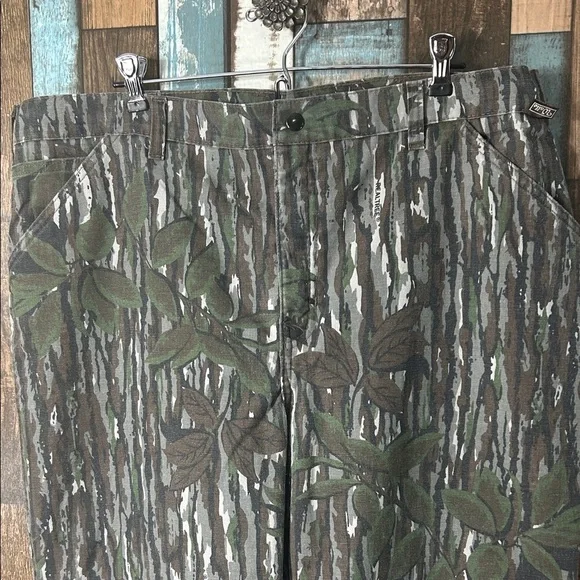 Real Tree blizzard proof Men's Camouflage Pattern Pants - Picture 6 of 16